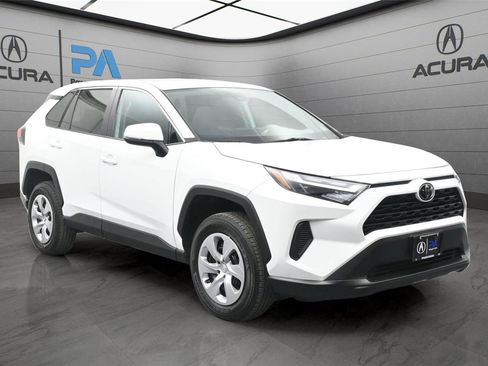 Used 2023 Toyota RAV4 LE image 27