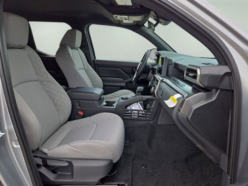 New 2026 Toyota Tacoma SR5 AWD/4WD image 28