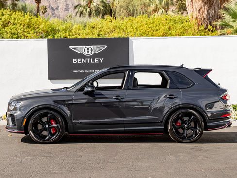 Certified 2025 Bentley Bentayga AWD/4WD image 5