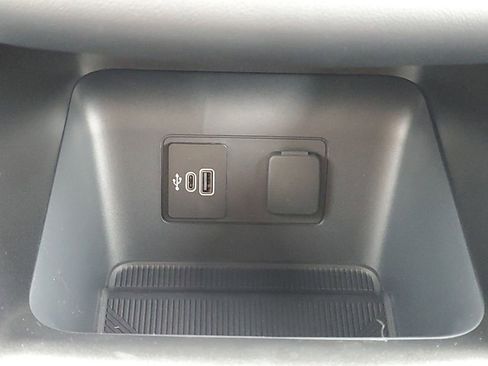 New 2026 Ford Explorer Tremor w/ Tremor Convenience Package image 23