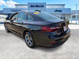 Used 2024 Volkswagen Jetta SE image 4