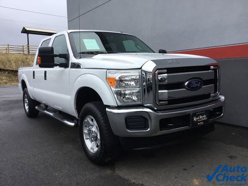 Used 2016 Ford F250 XLT image 3