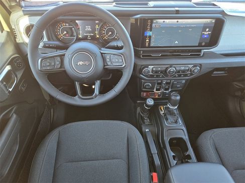 New 2026 Jeep Gladiator Sport S image 13