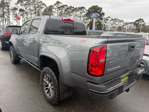 Used 2022 Chevrolet Colorado ZR2 AWD/4WD image 9