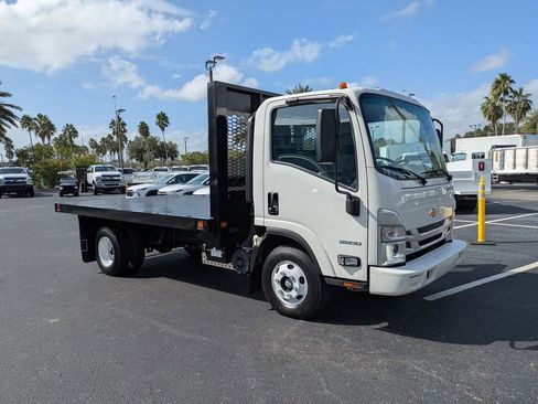 New 2024 Chevrolet Low Cab Forward RWD image 2