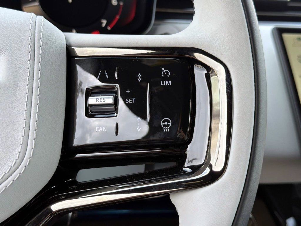 New 2026 Land Rover Range Rover Sport Dynamic SE AWD/4WD image 27