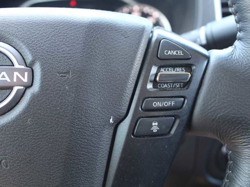 Used 2023 Nissan Frontier SV w/ SV Convenience Package AWD/4WD image 11