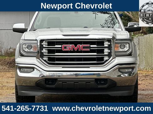 Used 2018 GMC Sierra 1500 SLT w/ SLT Premium Package image 10