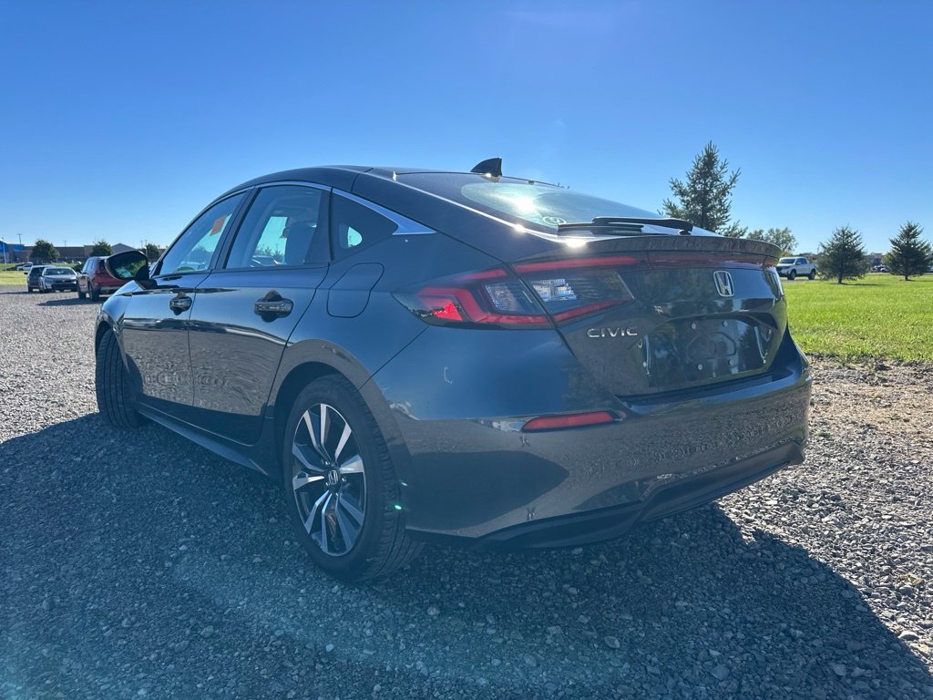 Used 2024 Honda Civic EX-L image 9