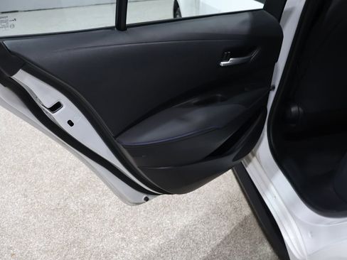 Used 2022 Toyota Corolla SE image 16
