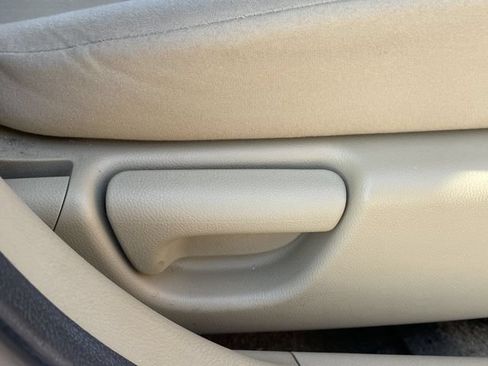 Used 2012 Honda Accord LX image 24