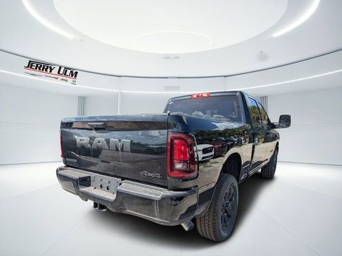 New 2026 RAM 2500 Big Horn AWD/4WD image 3