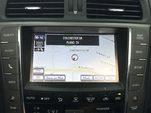 Used 2015 Lexus IS 250C image 31