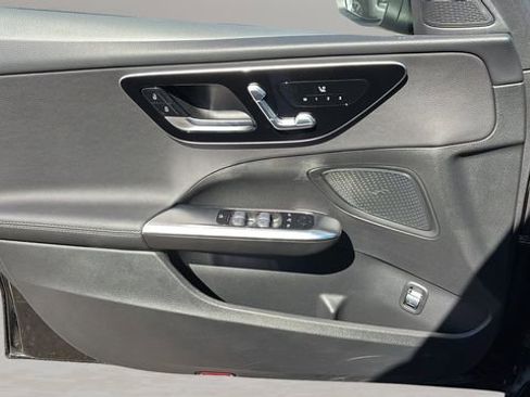 Used 2024 Mercedes-Benz C 300 C 300 image 17