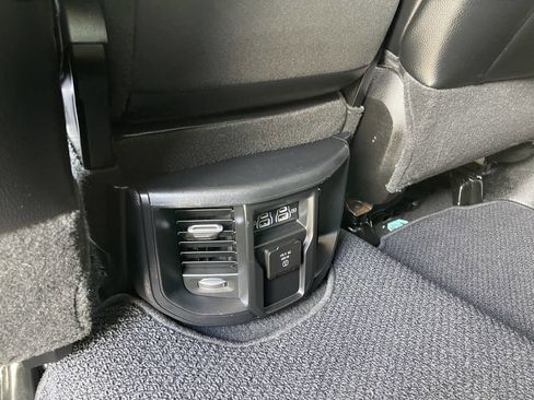 Used 2024 RAM 2500 Laramie w/ Safety Group AWD/4WD image 17