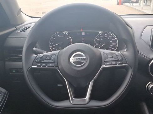 Certified 2023 Nissan Sentra SV FWD image 19
