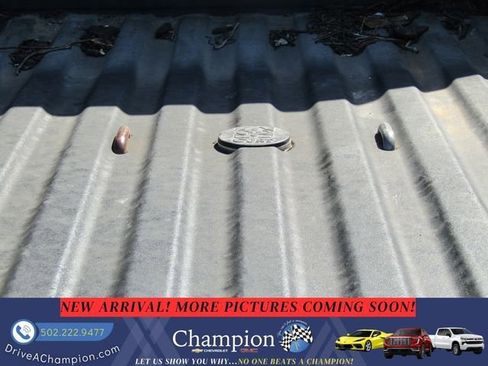 Used 2022 Chevrolet Silverado 2500 Custom w/ Custom Value Package AWD/4WD image 7