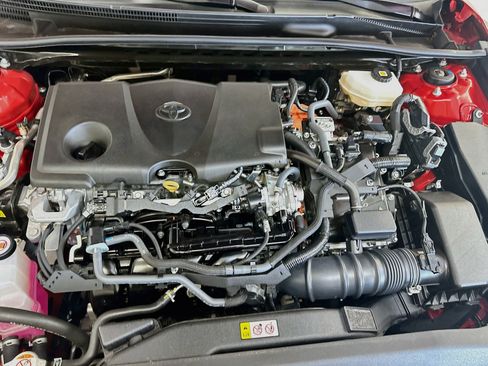 Used 2025 Toyota Camry SE FWD image 34