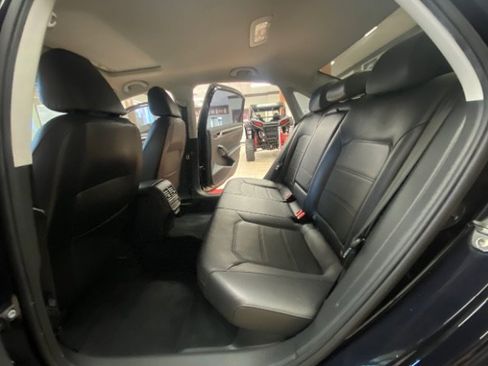 Used 2019 Volkswagen Passat 2.0T SE R-Line image 19