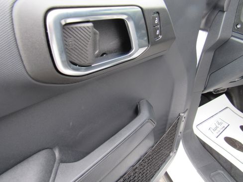 New 2025 Ford Bronco Big Bend w/ Black Diamond Package image 23