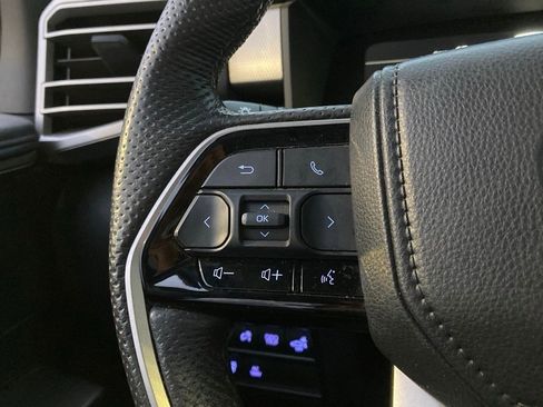 Used 2024 Toyota Tundra Limited image 15