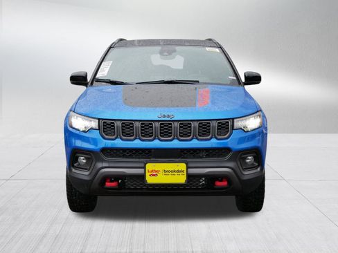 New 2026 Jeep Compass Trailhawk w/ Trailer Tow Group image 2