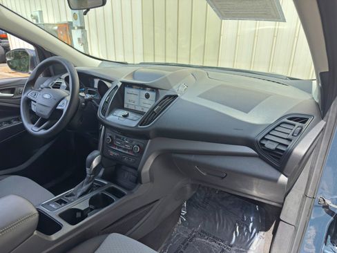 Used 2019 Ford Escape SE FWD image 13