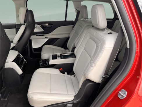 New 2025 Lincoln Aviator Reserve w/ Equipment Group 201A AWD/4WD image 24