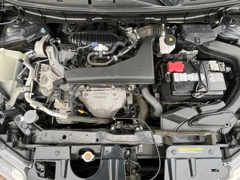Used 2020 Nissan Rogue S image 28