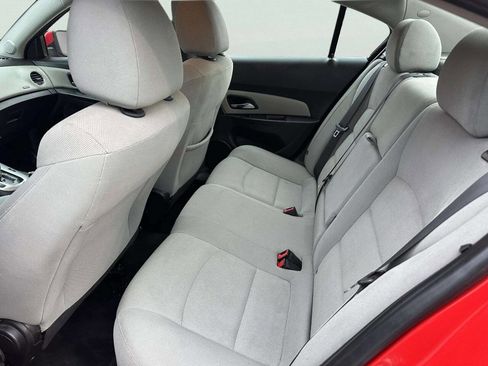 Used 2016 Chevrolet Cruze LT image 11