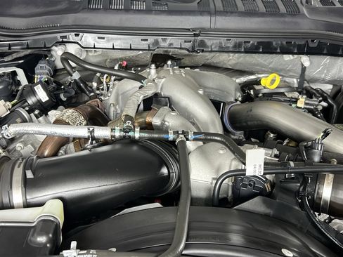 Used 2021 Ford F250 Lariat w/ Lariat Value Package image 34