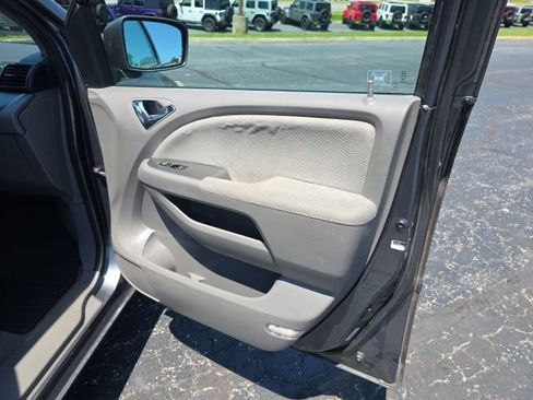 Used 2010 Honda Odyssey EX image 31