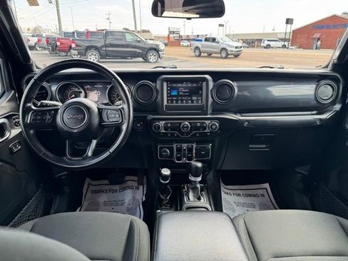 Used 2022 Jeep Gladiator Sport AWD/4WD image 8