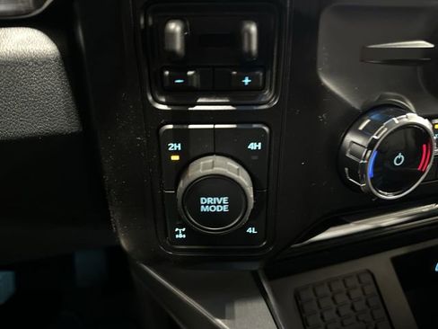 New 2026 Ford F350 Lariat w/ Lariat Premium Package image 32