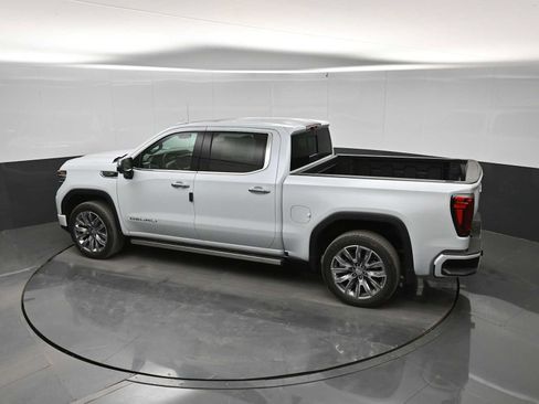 New 2026 GMC Sierra 1500 Denali w/ Denali Reserve Package AWD/4WD image 30