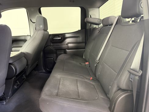 Used 2022 Chevrolet Silverado 1500 Custom w/ Safety Confidence Package RWD image 11