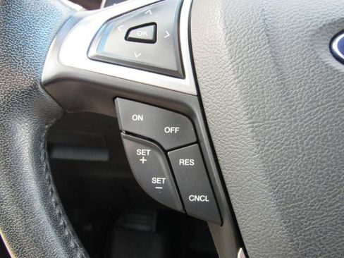 Used 2016 Ford Edge SEL w/ Equipment Group 201A AWD/4WD image 20
