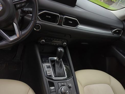 Used 2019 MAZDA CX-5 Touring FWD image 10