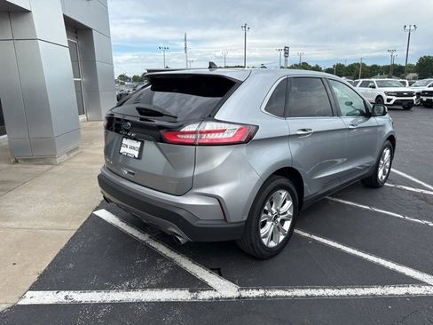 Used 2024 Ford Edge Titanium image 6