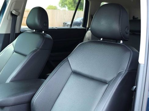 Used 2018 Volkswagen Atlas SE FWD image 11