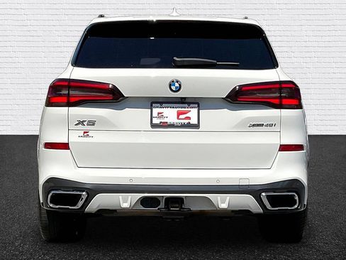 Used 2022 BMW X5 xDrive40i w/ M Sport Package AWD/4WD image 5