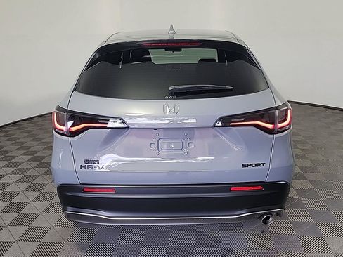 Certified 2026 Honda HR-V Sport image 5