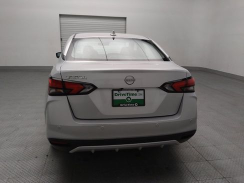Used 2025 Nissan Versa SV FWD image 6