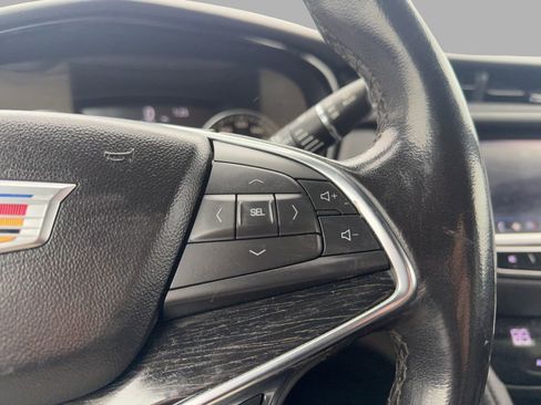 Used 2020 Cadillac XT5 Premium Luxury image 16