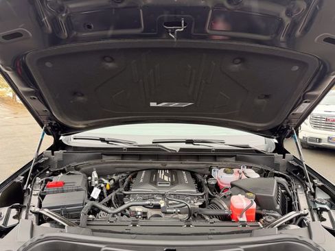 Certified 2026 Cadillac Escalade V w/ LPO, ONYX Package image 32