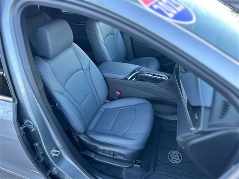 Used 2023 Buick Enclave Premium w/ Experience Buick Package image 29