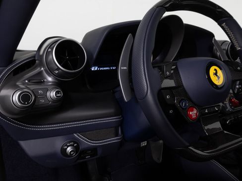 Used 2022 Ferrari F8 Tributo image 29