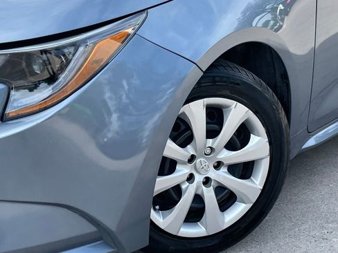 Used 2024 Toyota Corolla LE FWD image 9