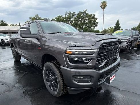 New 2026 RAM 2500 Laramie AWD/4WD image 2