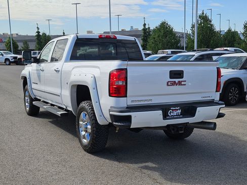 Used 2019 GMC Sierra 3500 Denali w/ Duramax Plus Package AWD/4WD image 5